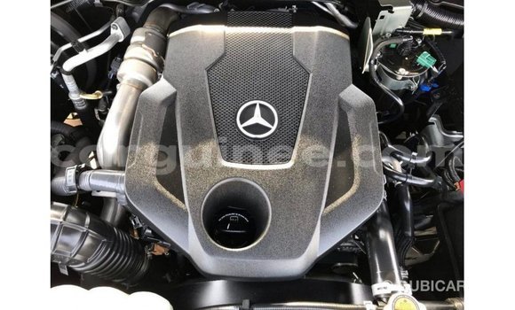 Acheter Import Voiture Mercedes-Benz 250 Noir à Import - Dubai, Conakry Acheter Import Voiture Mercedes-Benz 250 Noir à Import - Dubai, Conakry