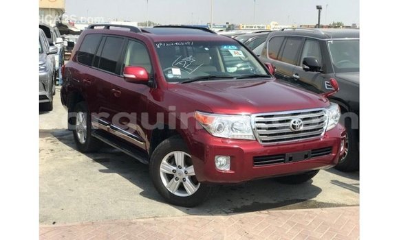 Acheter Import Voiture Toyota Land Cruiser Rouge à Import - Dubai, Conakry Acheter Import Voiture Toyota Land Cruiser Rouge à Import - Dubai, Conakry