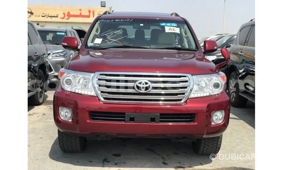 Acheter Import Voiture Toyota Land Cruiser Rouge à Import - Dubai, Conakry Acheter Import Voiture Toyota Land Cruiser Rouge à Import - Dubai, Conakry