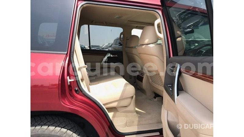 Big with watermark toyota land cruiser conakry import dubai 6411