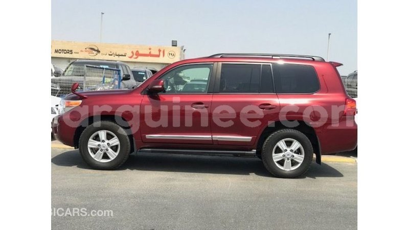 Big with watermark toyota land cruiser conakry import dubai 6411