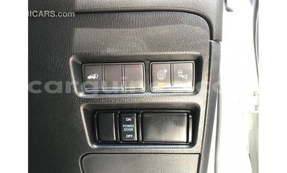 Acheter Import Voiture Infiniti Q Blanc à Import - Dubai, Conakry Acheter Import Voiture Infiniti Q Blanc à Import - Dubai, Conakry