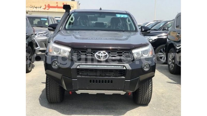 Big with watermark toyota hilux conakry import dubai 6417