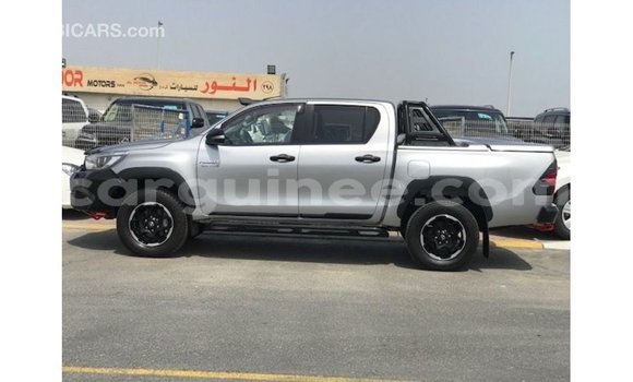 Acheter Import Voiture Toyota Hilux Autre à Import - Dubai, Conakry Acheter Import Voiture Toyota Hilux Autre à Import - Dubai, Conakry