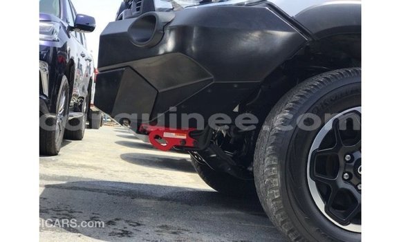 Acheter Import Voiture Toyota Hilux Autre à Import - Dubai, Conakry Acheter Import Voiture Toyota Hilux Autre à Import - Dubai, Conakry