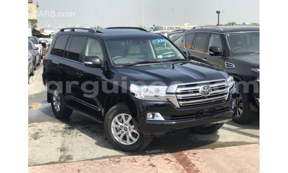Acheter Import Voiture Toyota Land Cruiser Noir à Import - Dubai, Conakry Acheter Import Voiture Toyota Land Cruiser Noir à Import - Dubai, Conakry