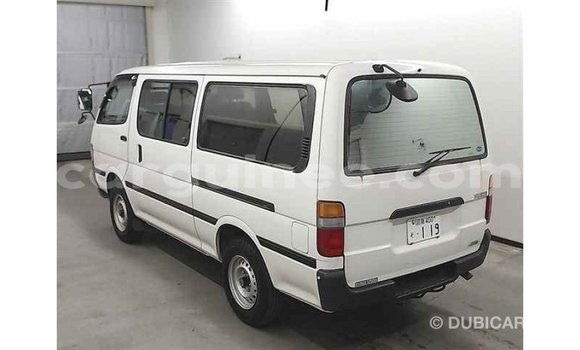 Acheter Import Voiture Toyota Hiace Blanc à Import - Dubai, Conakry Acheter Import Voiture Toyota Hiace Blanc à Import - Dubai, Conakry