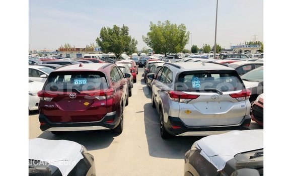 Acheter Import Voiture Toyota Rush Rouge à Import - Dubai, Conakry Acheter Import Voiture Toyota Rush Rouge à Import - Dubai, Conakry