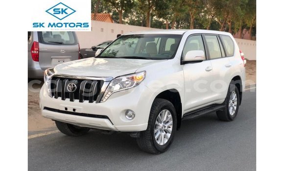 Acheter Import Voiture Toyota Prado Blanc à Import - Dubai, Conakry