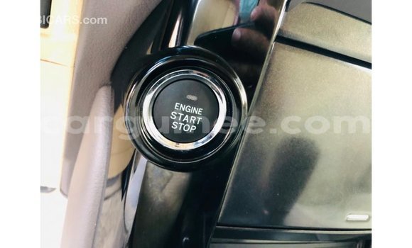 Buy Import Toyota Prado White Car in Import - Dubai in Conakry Buy Import Toyota Prado White Car in Import - Dubai in Conakry