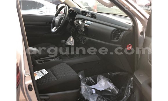 Buy Import Toyota Hilux Other Car in Import - Dubai in Conakry Buy Import Toyota Hilux Other Car in Import - Dubai in Conakry