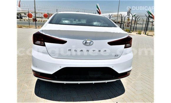 Buy Import Hyundai Elantra White Car in Import - Dubai in Conakry Buy Import Hyundai Elantra White Car in Import - Dubai in Conakry