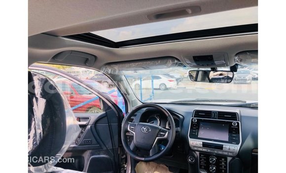 Acheter Import Voiture Toyota Prado Marron à Import - Dubai, Conakry Acheter Import Voiture Toyota Prado Marron à Import - Dubai, Conakry