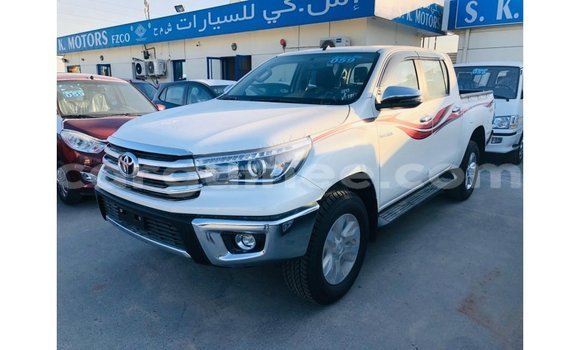 Buy Import Toyota Hilux White Car in Import - Dubai in Conakry Buy Import Toyota Hilux White Car in Import - Dubai in Conakry
