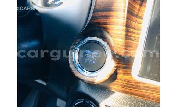 Buy Import Toyota Hilux White Car in Import - Dubai in Conakry Buy Import Toyota Hilux White Car in Import - Dubai in Conakry