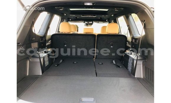 Acheter Import Voiture Kia Carens Blanc à Import - Dubai, Conakry Acheter Import Voiture Kia Carens Blanc à Import - Dubai, Conakry