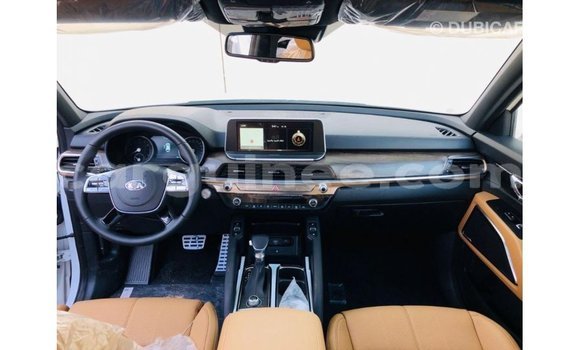 Acheter Import Voiture Kia Carens Blanc à Import - Dubai, Conakry Acheter Import Voiture Kia Carens Blanc à Import - Dubai, Conakry