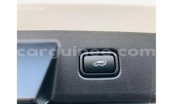 Acheter Import Voiture Kia Carens Blanc à Import - Dubai, Conakry Acheter Import Voiture Kia Carens Blanc à Import - Dubai, Conakry