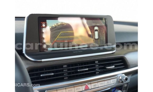 Acheter Import Voiture Kia Carens Blanc à Import - Dubai, Conakry Acheter Import Voiture Kia Carens Blanc à Import - Dubai, Conakry