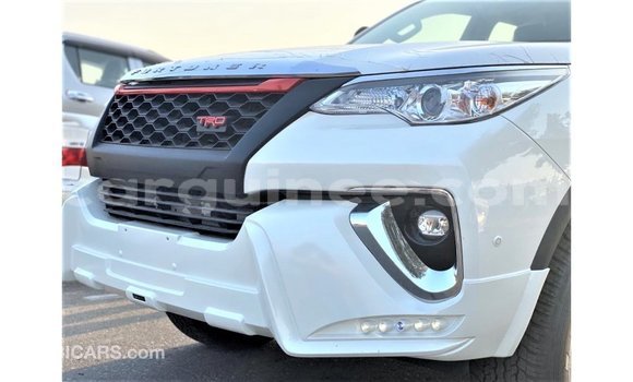 Buy Import Toyota Fortuner White Car in Import - Dubai in Conakry Buy Import Toyota Fortuner White Car in Import - Dubai in Conakry