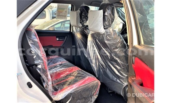 Buy Import Toyota Fortuner White Car in Import - Dubai in Conakry Buy Import Toyota Fortuner White Car in Import - Dubai in Conakry