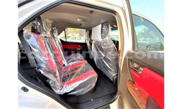Buy Import Toyota Fortuner White Car in Import - Dubai in Conakry Buy Import Toyota Fortuner White Car in Import - Dubai in Conakry