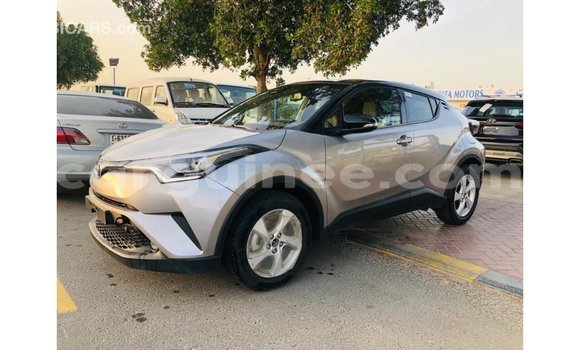Acheter Import Voiture Toyota C-HR Autre à Import - Dubai, Conakry Acheter Import Voiture Toyota C-HR Autre à Import - Dubai, Conakry