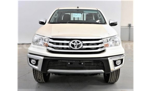 Medium with watermark toyota hilux conakry import dubai 6457