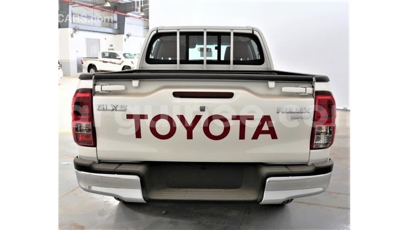 Big with watermark toyota hilux conakry import dubai 6457