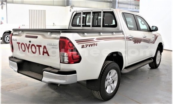 Buy Import Toyota Hilux White Car in Import - Dubai in Conakry Buy Import Toyota Hilux White Car in Import - Dubai in Conakry