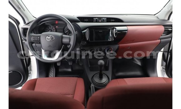 Buy Import Toyota Hilux White Car in Import - Dubai in Conakry Buy Import Toyota Hilux White Car in Import - Dubai in Conakry