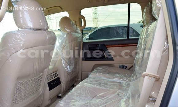 Buy Import Toyota Land Cruiser Other Car in Import - Dubai in Conakry Buy Import Toyota Land Cruiser Other Car in Import - Dubai in Conakry