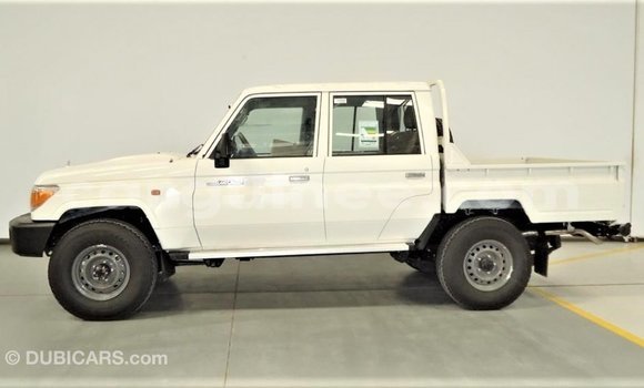 Buy Import Toyota Land Cruiser White Car in Import - Dubai in Conakry Buy Import Toyota Land Cruiser White Car in Import - Dubai in Conakry