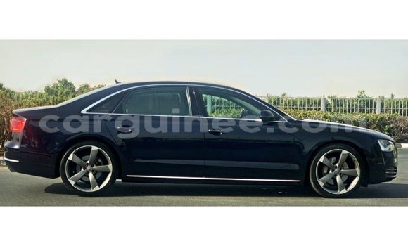 Acheter Import Voiture Audi A8 Bleu à Import - Dubai, Conakry Acheter Import Voiture Audi A8 Bleu à Import - Dubai, Conakry