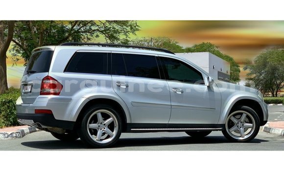 Acheter Import Voiture Mercedes-Benz 190 Autre à Import - Dubai, Conakry Acheter Import Voiture Mercedes-Benz 190 Autre à Import - Dubai, Conakry