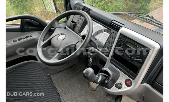 Acheter Import Voiture Mitsubishi Carisma Blanc à Import - Dubai, Conakry Acheter Import Voiture Mitsubishi Carisma Blanc à Import - Dubai, Conakry