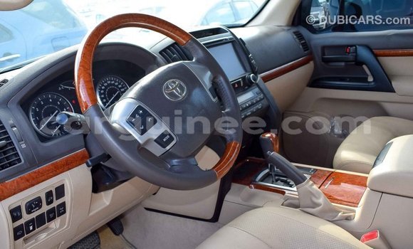 Buy Import Toyota Land Cruiser Black Car in Import - Dubai in Conakry Buy Import Toyota Land Cruiser Black Car in Import - Dubai in Conakry