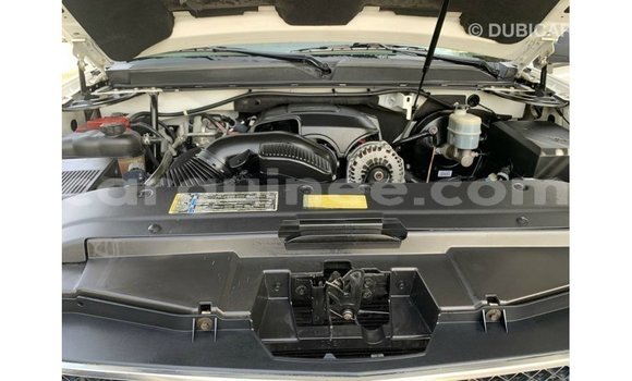 Acheter Import Voiture Chevrolet Tahoe Blanc à Import - Dubai, Conakry Acheter Import Voiture Chevrolet Tahoe Blanc à Import - Dubai, Conakry