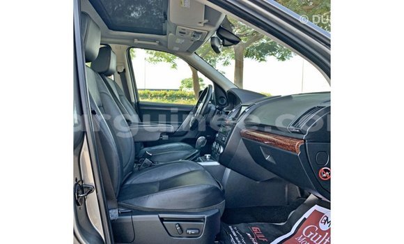 Acheter Import Voiture Land Rover Defender Autre à Import - Dubai, Conakry Acheter Import Voiture Land Rover Defender Autre à Import - Dubai, Conakry