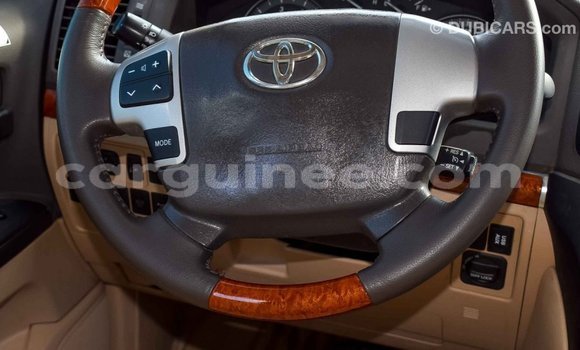 Buy Import Toyota Land Cruiser Black Car in Import - Dubai in Conakry Buy Import Toyota Land Cruiser Black Car in Import - Dubai in Conakry