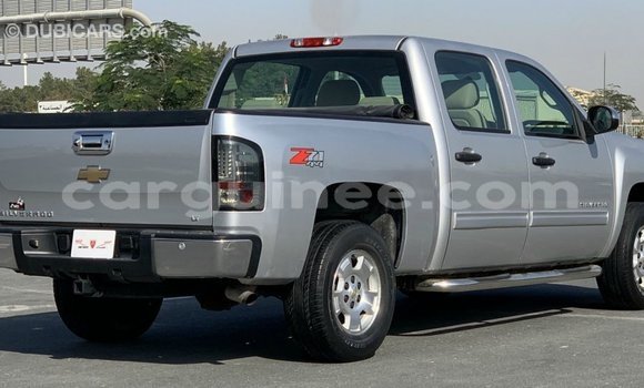 Acheter Import Voiture Chevrolet Silverado Autre à Import - Dubai, Conakry Acheter Import Voiture Chevrolet Silverado Autre à Import - Dubai, Conakry