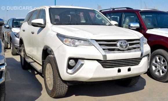 Buy Import Toyota Fortuner White Car in Import - Dubai in Conakry Buy Import Toyota Fortuner White Car in Import - Dubai in Conakry
