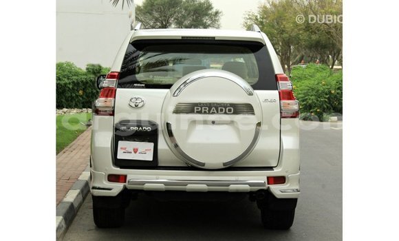 Acheter Import Voiture Toyota Prado Blanc à Import - Dubai, Conakry Acheter Import Voiture Toyota Prado Blanc à Import - Dubai, Conakry