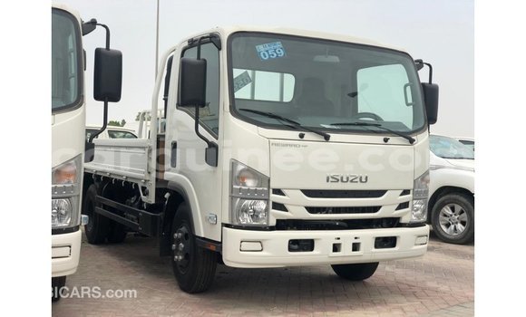 Buy Import Isuzu Rodeo White Car in Import - Dubai in Conakry Buy Import Isuzu Rodeo White Car in Import - Dubai in Conakry