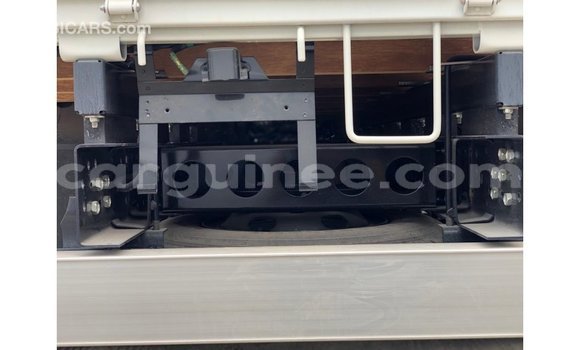 Buy Import Isuzu Rodeo White Car in Import - Dubai in Conakry Buy Import Isuzu Rodeo White Car in Import - Dubai in Conakry