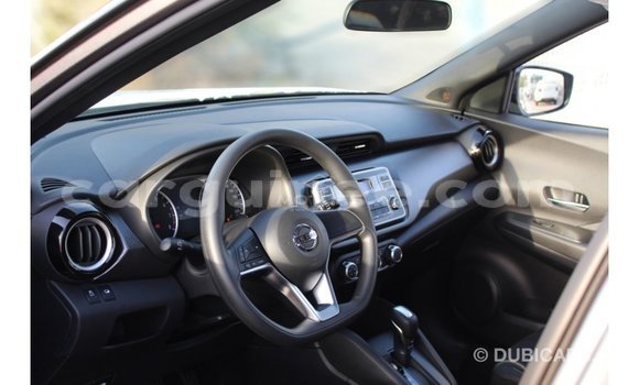 Acheter Import Voiture Nissan 350Z Autre à Import - Dubai, Conakry Acheter Import Voiture Nissan 350Z Autre à Import - Dubai, Conakry