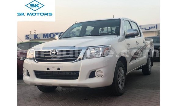 Buy Import Toyota Hilux White Car in Import - Dubai in Conakry Buy Import Toyota Hilux White Car in Import - Dubai in Conakry
