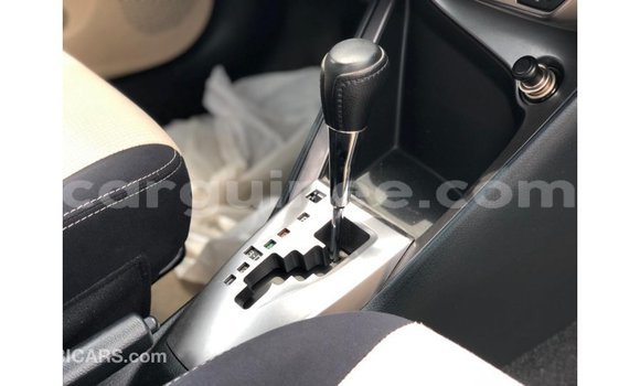 Acheter Import Voiture Toyota Yaris Autre à Import - Dubai, Conakry Acheter Import Voiture Toyota Yaris Autre à Import - Dubai, Conakry