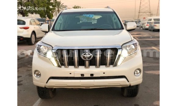 Acheter Import Voiture Toyota Prado Blanc à Import - Dubai, Conakry Acheter Import Voiture Toyota Prado Blanc à Import - Dubai, Conakry