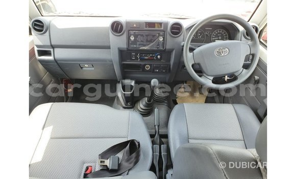 Buy Import Toyota Land Cruiser White Car in Import - Dubai in Conakry Buy Import Toyota Land Cruiser White Car in Import - Dubai in Conakry